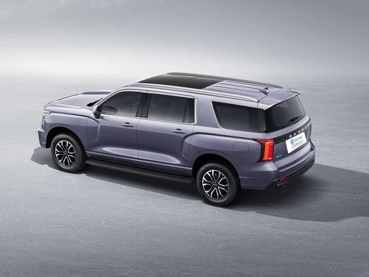 5 Doors Gasoline Powered Vehicle Containing 4 Numberofcylinders Built for Corporate Transport and Business Applications