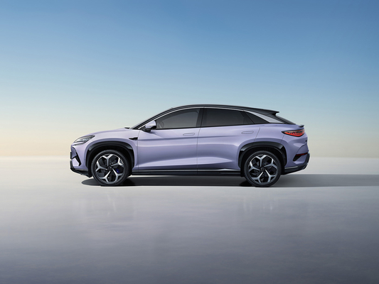Mua Xe điện BYD da đỏ với 6 túi khí và công nghệ tiên tiến sản xuất trực tuyến